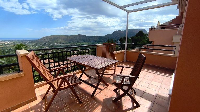 Residencial Aparthotel Las Jacarandas
