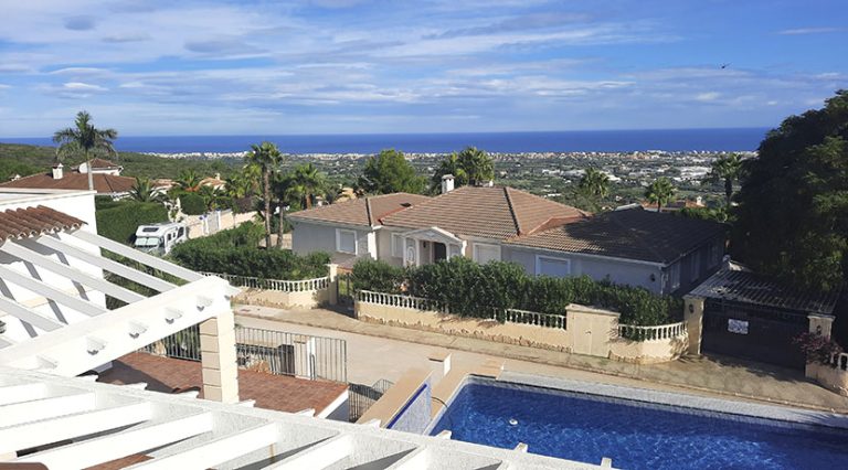 Villa met zeezicht in Denia