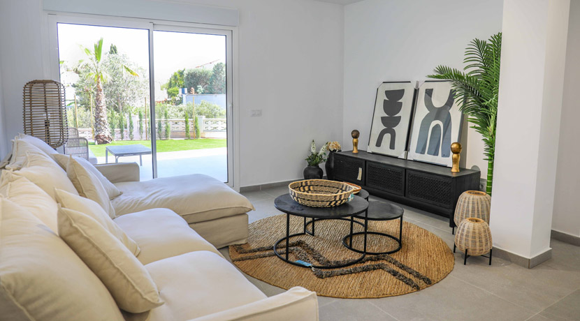 Appartement met privetuin in La Sella, Denia
