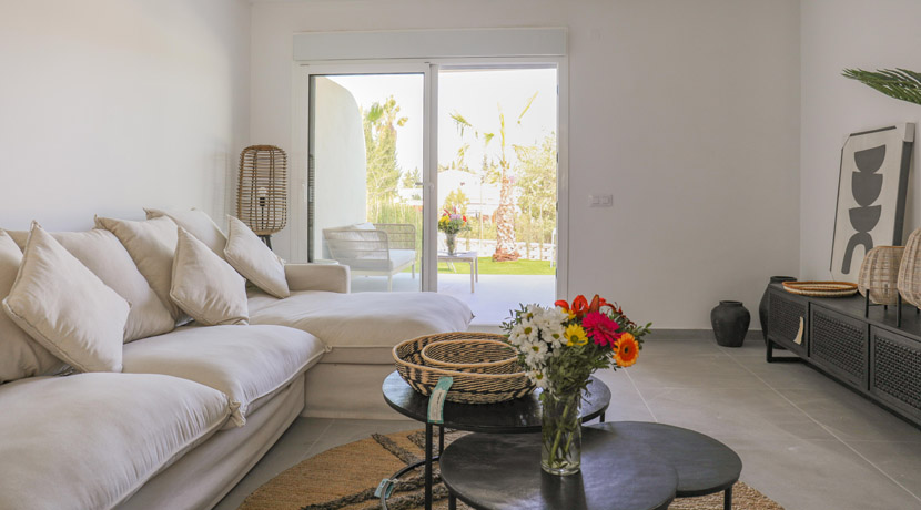 Appartement met privetuin in La Sella, Denia