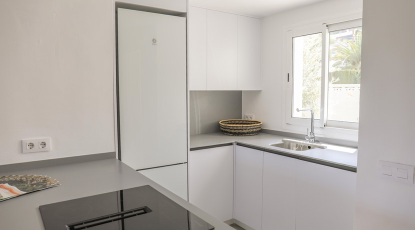 Appartement met privetuin in La Sella, Denia