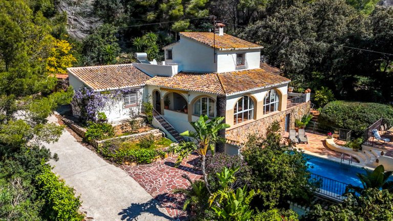 Finca met gastenappartement in Jesus Pobre