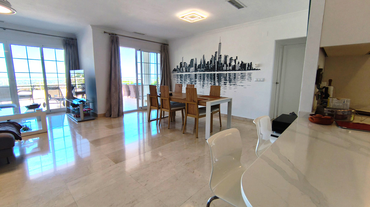 Appartement met zeezicht in La Sella
