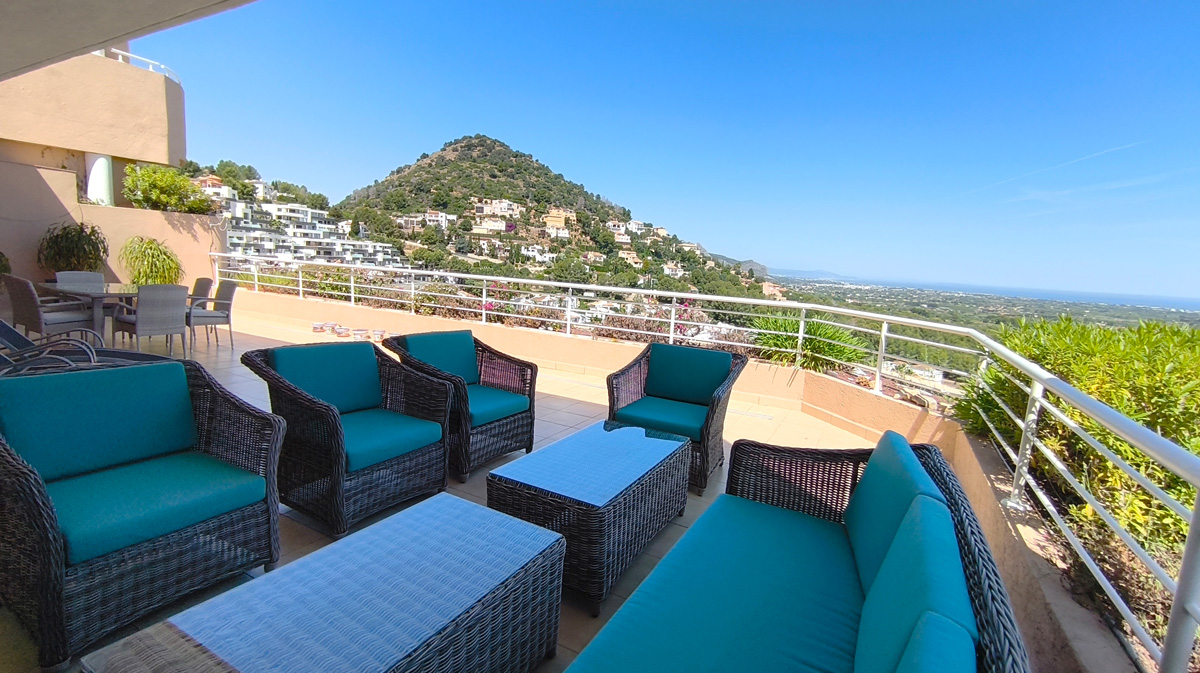 Appartement met zeezicht in La Sella