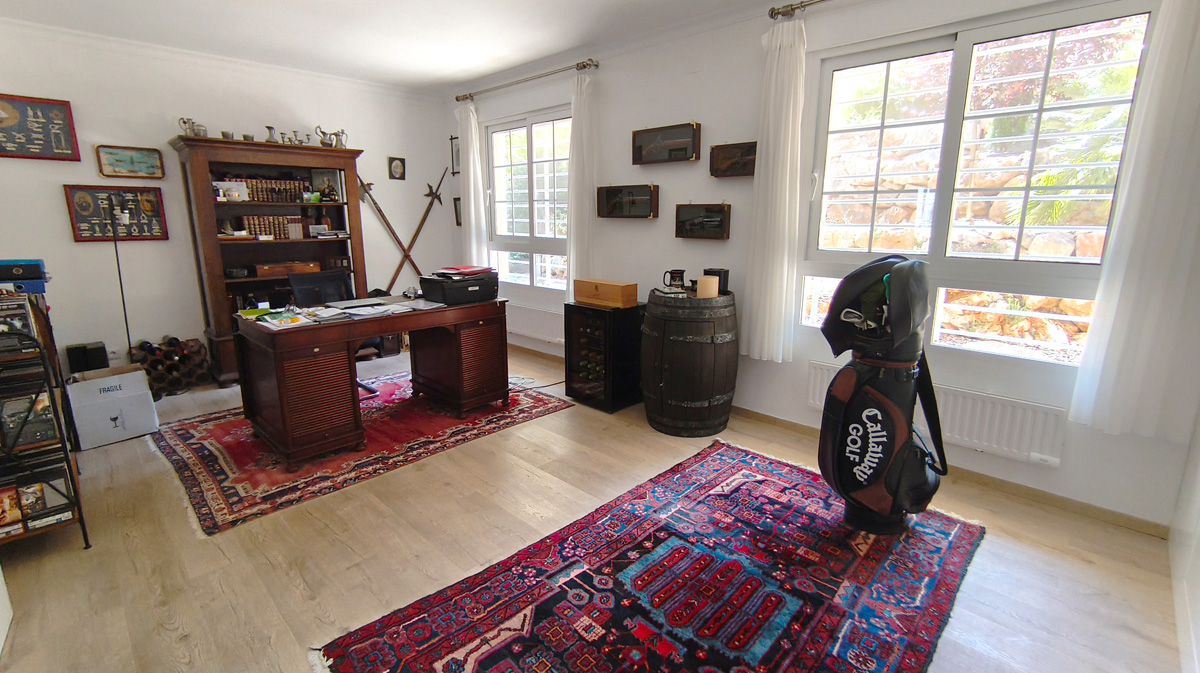 Appartement met zeezicht in La Sella