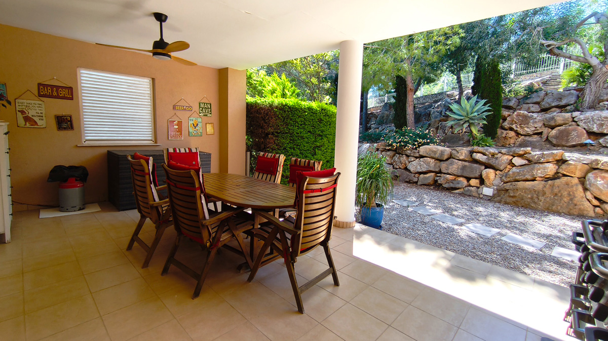 Appartement met zeezicht in La Sella