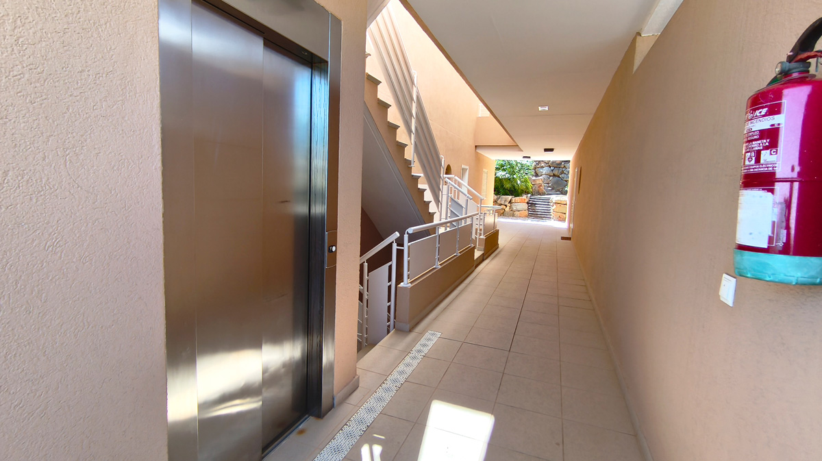 Appartement met zeezicht in La Sella