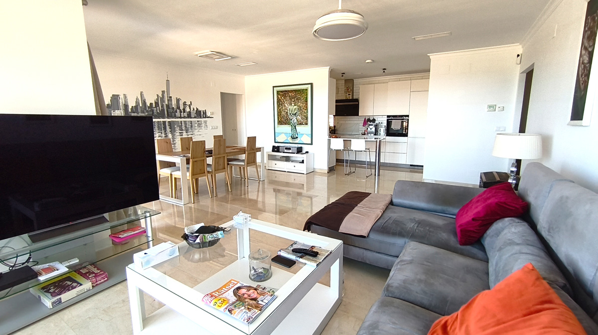 Appartement met zeezicht in La Sella