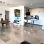 Appartement met zeezicht in La Sella