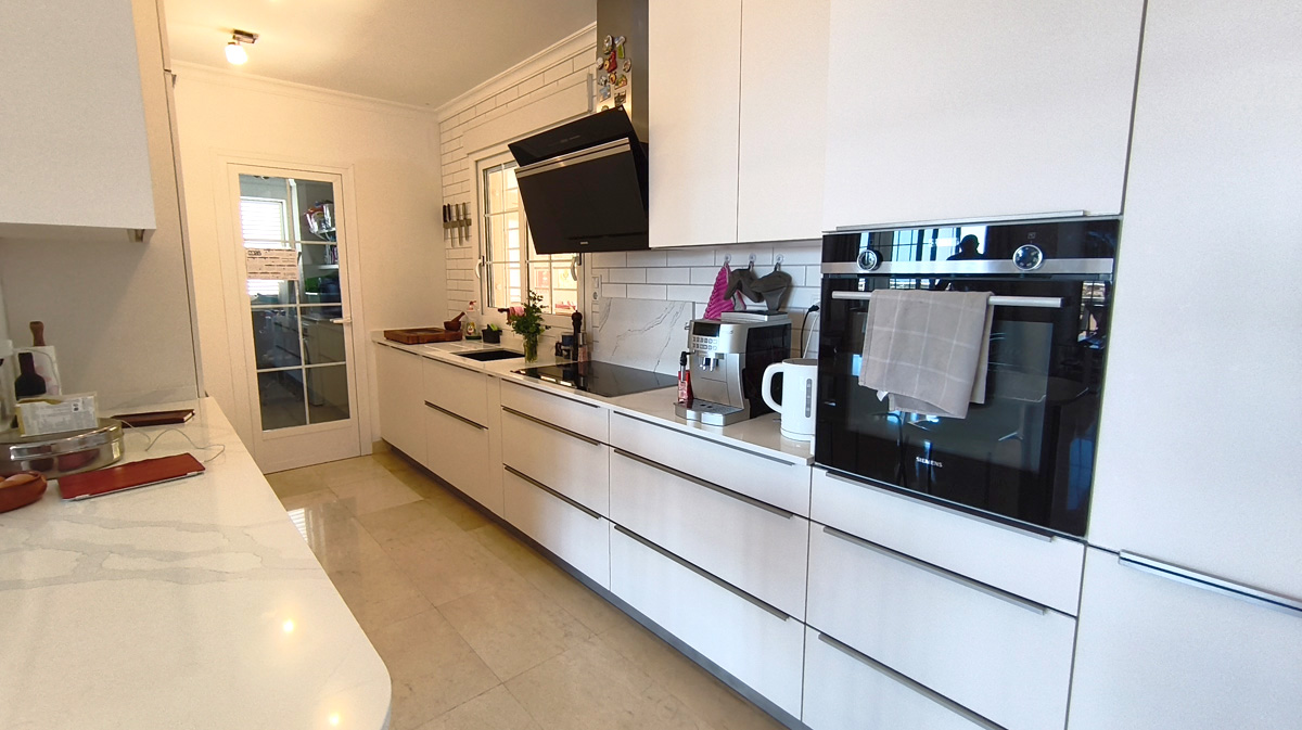 Appartement met zeezicht in La Sella