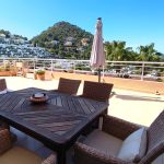 Hoekappartement met zeezicht in La Sella