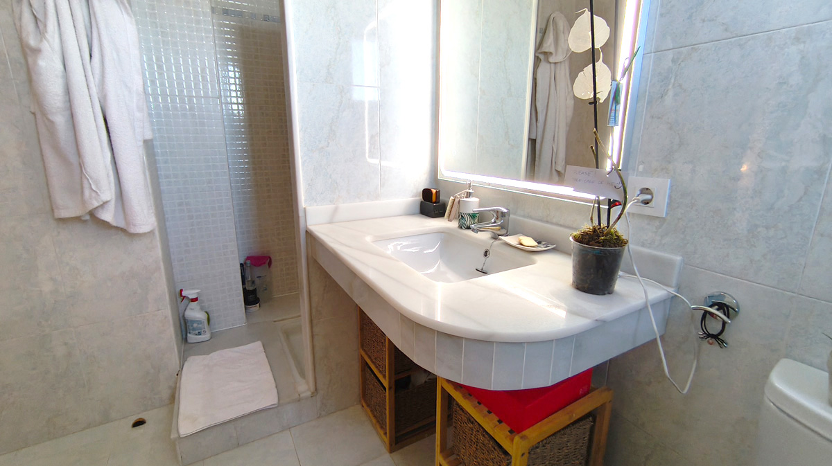 Appartement met zeezicht in La Sella