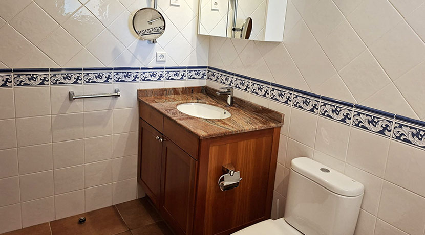 Appartement aan golfbaan in La Sella