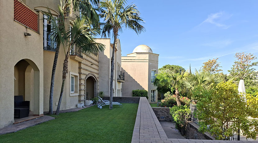 Appartement aan golfbaan in La Sella