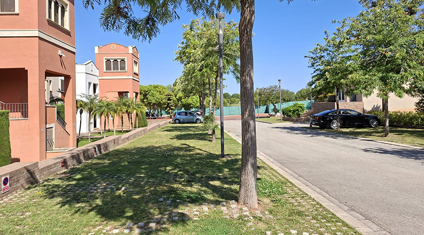Appartement aan golfbaan in La Sella