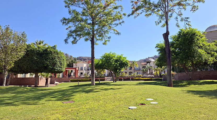 Appartement aan golfbaan in La Sella