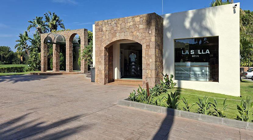 Appartement aan golfbaan in La Sella