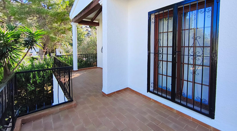 Bungalow met tuin in La Sella
