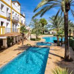 Bungalow met tuin in La Sella