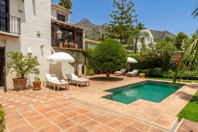 Villa Hibiscus IV
