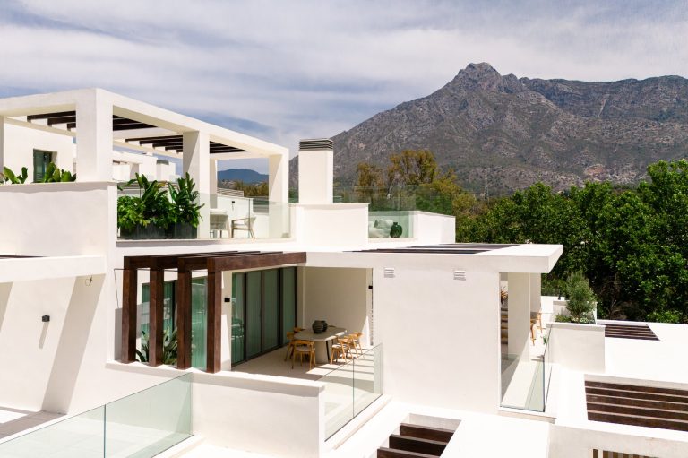 Earth Marbella